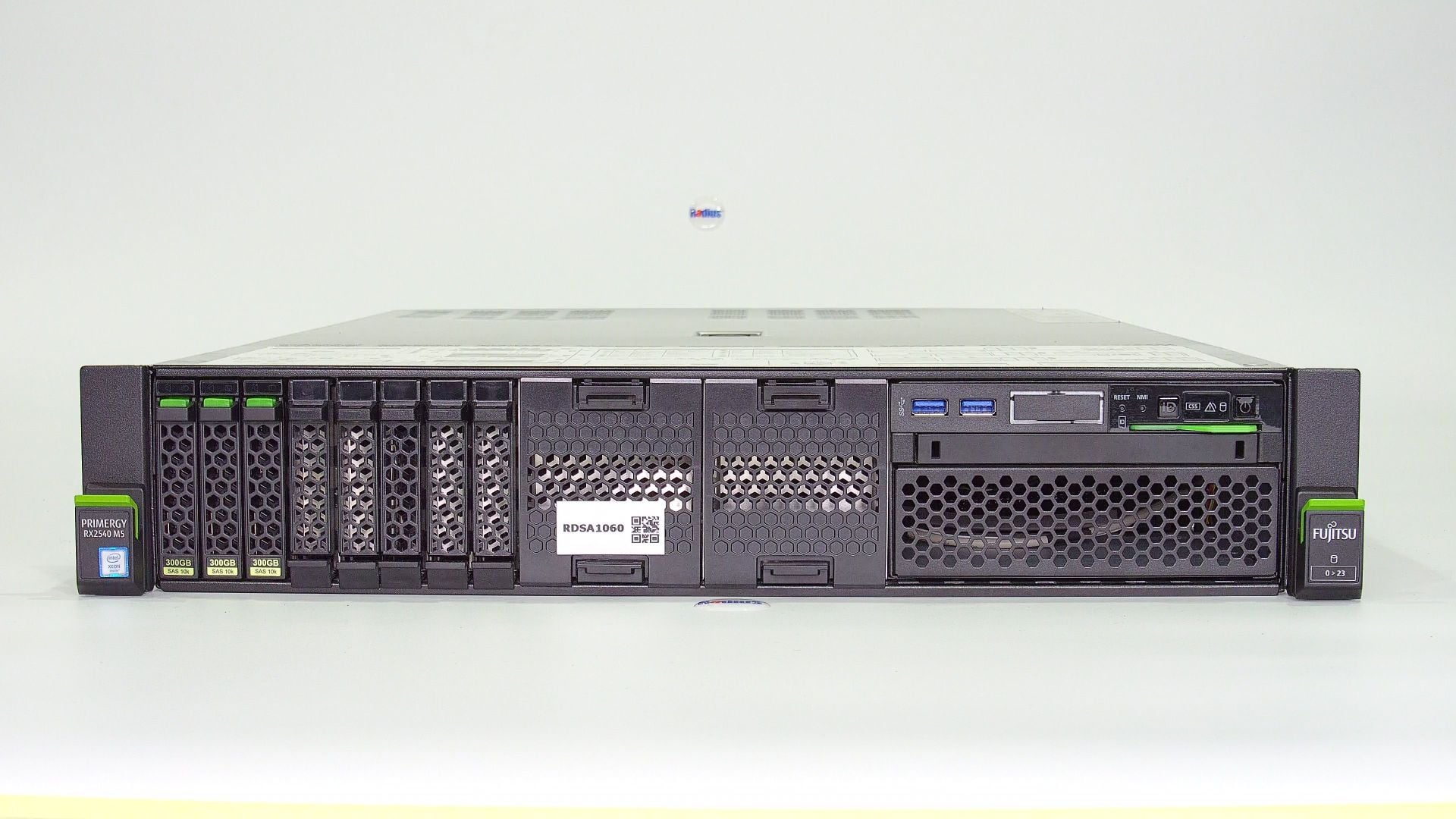 Fujitsu Primergy RX2540 M5 Sunucu - Xeon Silver 4210R 64GB | Rack